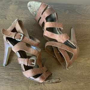 Carlos Santana 7 1/2 Tan Heel